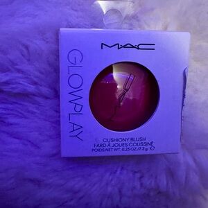 MAC Glow Play Cushion Blush